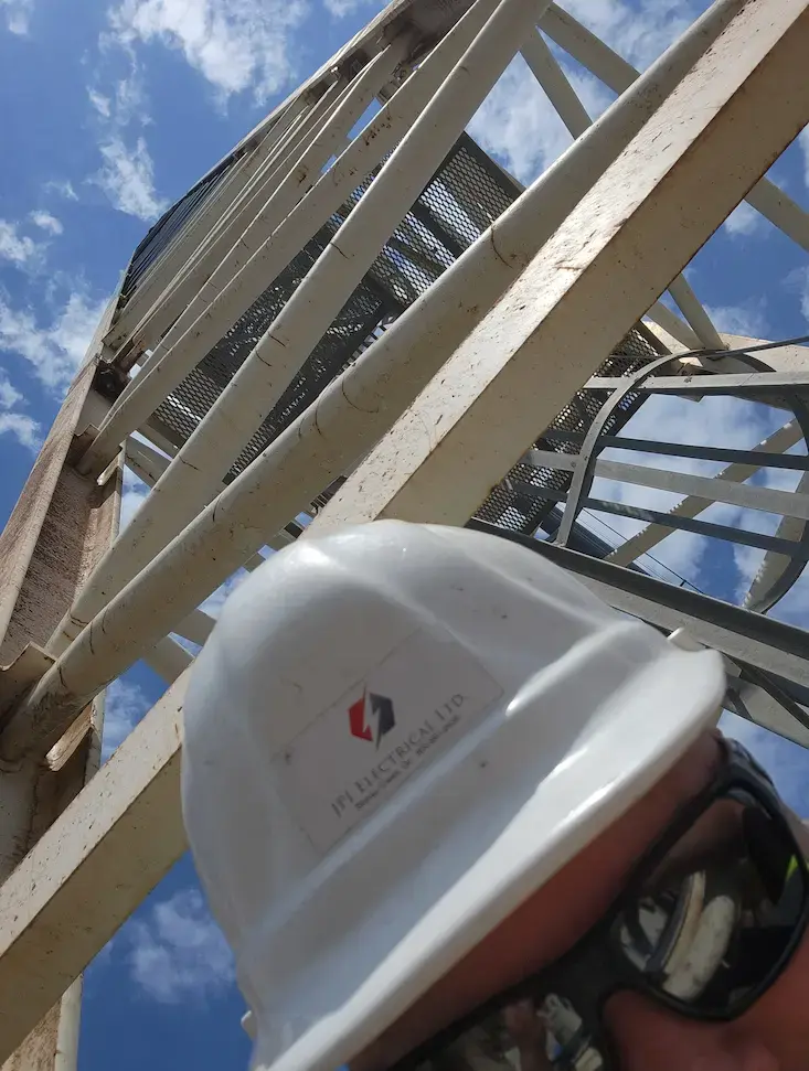 Crane safety image 4